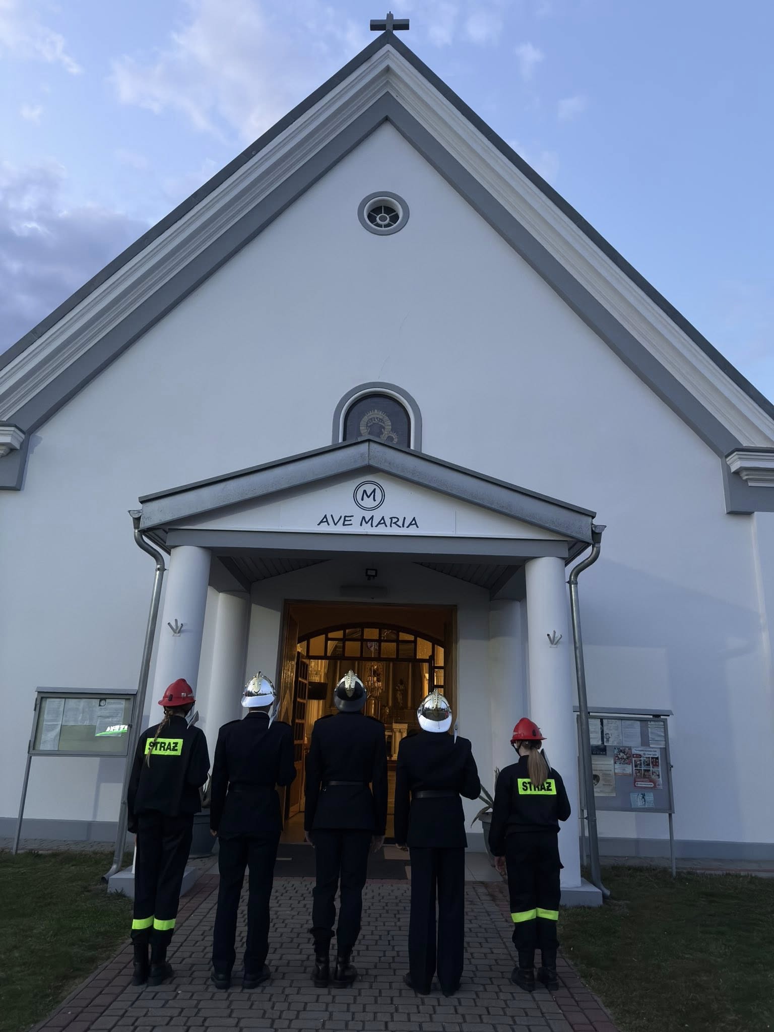 Strażacka warta przy Grobie Pańskim