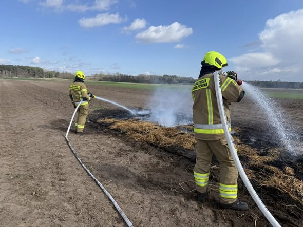 Pożar bel słomy